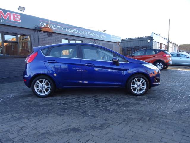 2015 Ford Fiesta 1.0 EcoBoost Zetec 5dr ideal 1st car