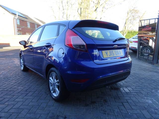 2015 Ford Fiesta 1.0 EcoBoost Zetec 5dr ideal 1st car